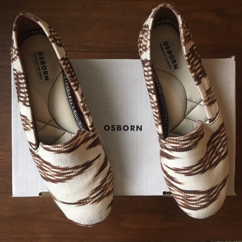 Born Women's Cream & Brown Patterned Slip-On Loafers